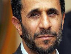 Шутки Ахмадинежада в парламенте вызвали гнев