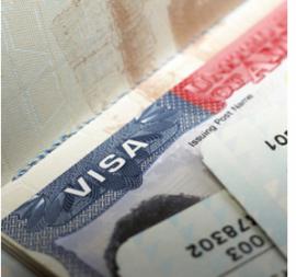 Visa заблокировала операции по картам СМП Банка и Инвесткапиталбанка