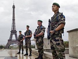 Франция хочет запретить ярым исламистам" выезд из страны