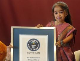 Самая маленькая женщина в мире живет в Индии