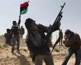 Борцы с режимом Каддафи разгромили парламент Ливии