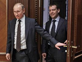 Д.Медведев представит В.Путину предложения по новому кабмину