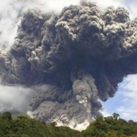 На Сицилии вновь активизировался вулкан Этна
