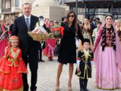 В столице Азербайджана проходят праздничные мероприятия по случаю Новруз байрам.